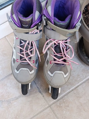 Rollers Oxello used, purple color, sizes 35 to 38