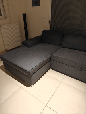 Corner sofa like new with storage and bed function
