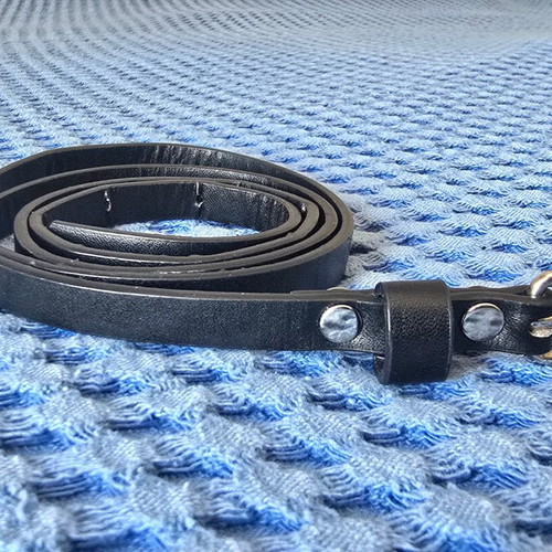 Black thin belt with silver buckle, 1 cm thick