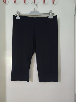 Black cycling shorts leggings like new, size L-XL