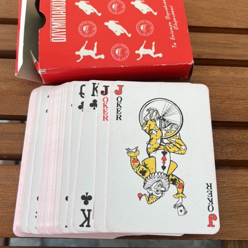 Olympiakos playing cards like new, 54 cards