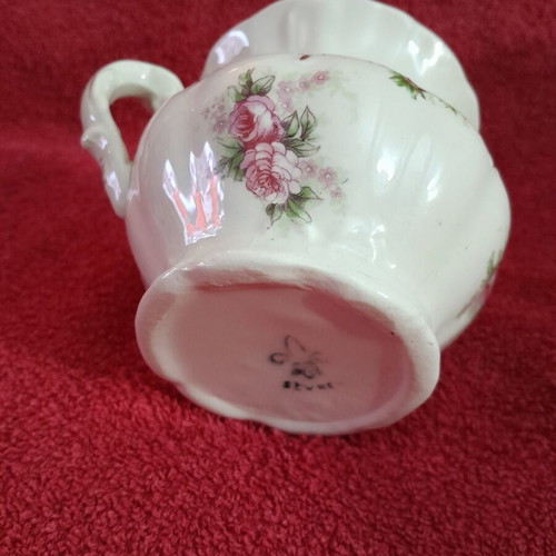 Sevres porcelain teapot used, height 9.5cm, diameter 9cm