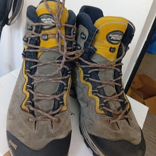 Meindl Minnesota Pro GTX hiking boots, grey and orange