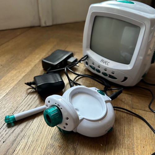 Avec baby monitor used with 4 channels