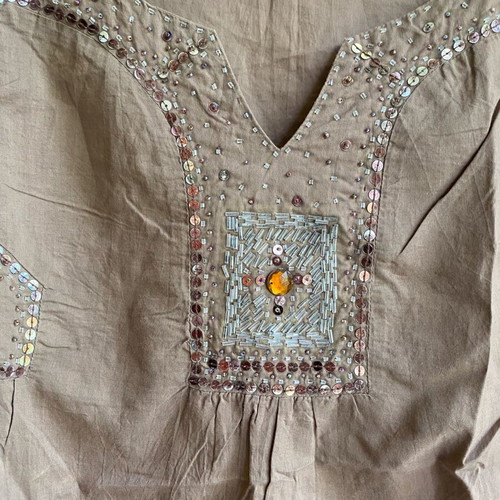 Long blouse with embroidery used, brown, size XL