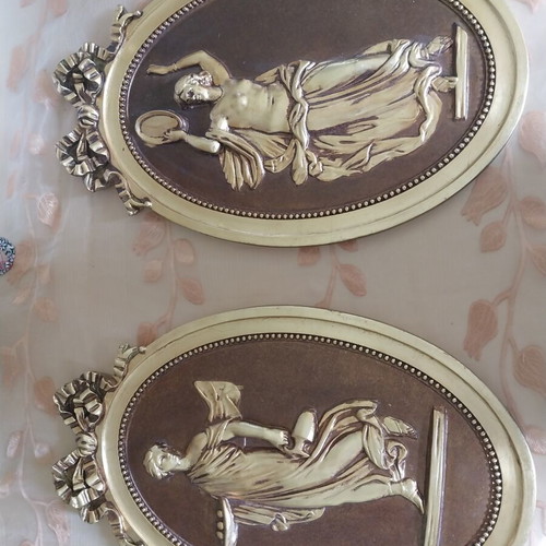 Embossed decorative panels like new, set of two