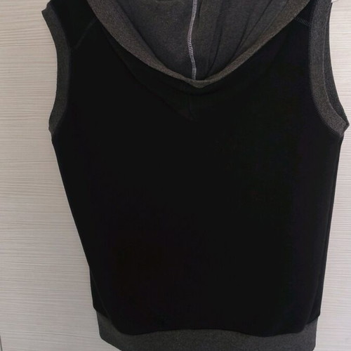 Ever Best sleeveless sweatshirt used, black with gray details