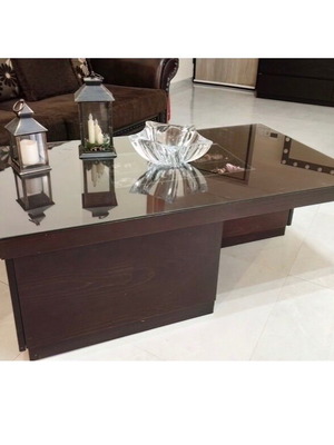Coffee table wenge color with glass top and two drawers, like new
