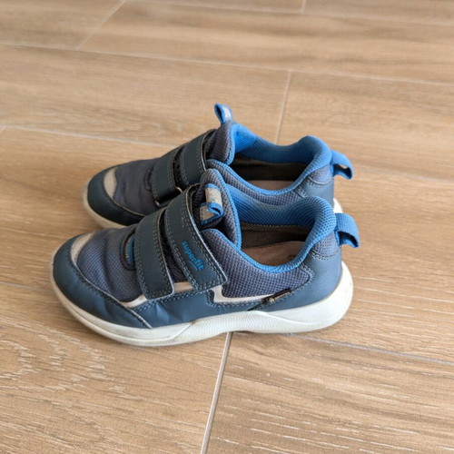 Superfit leather and waterproof athletic shoes used size 30 blue