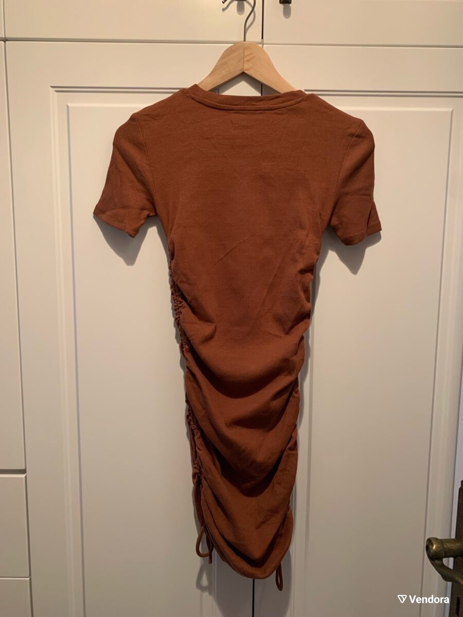 Zara dress with ruching new, brown, size S - 8,00 - Vendora.cy Zara dress with ruching new, brown, size S - 8,00 - Vendora.cy