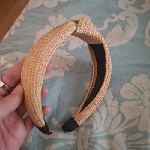 Straw headband like new