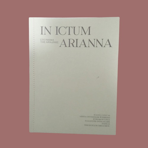 In Ictum Arianna Art Book Bilingual New