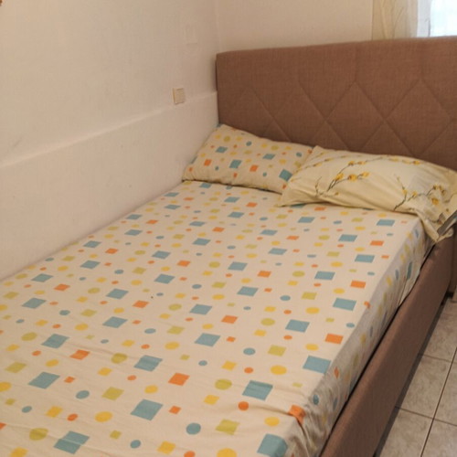 Semi-double bed with storage, 120x220 cm
