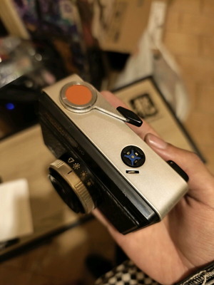 Agfamatic 100 Sensor used camera