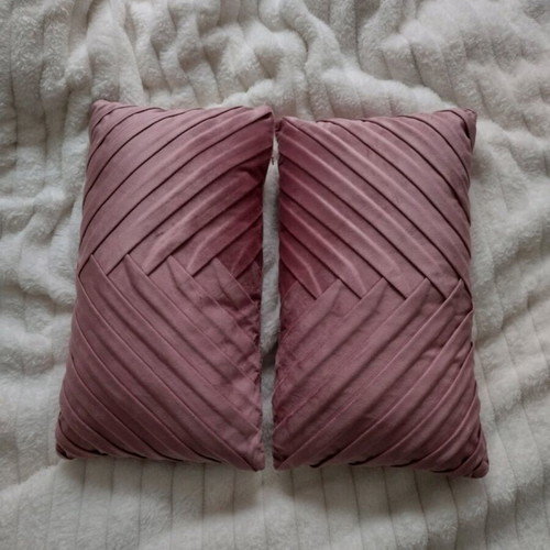 Velvet pillows like new, set of 2 pieces