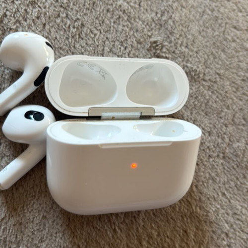 AirPods 3 like new