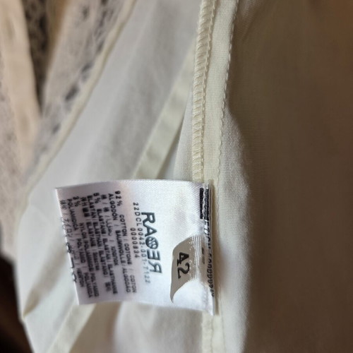 Ra-er Shirt M like new, white, cotton blend
