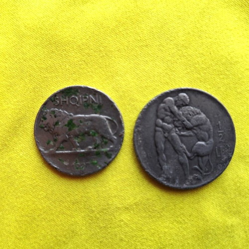 Albanian Lek coin set, 1/2 Lek 1926 and 1/4 Lek 1927