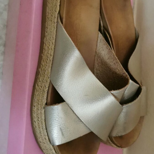 Women's slippers used size 39 gold