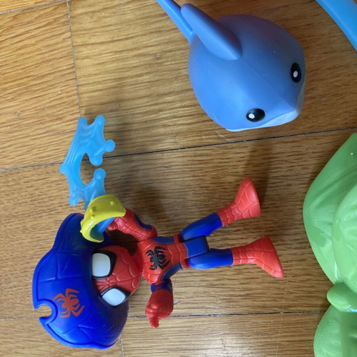 Spidey Island Playset new with box damage