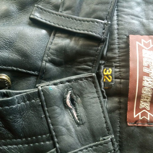Network Skins leather pants like new, black, thick leather