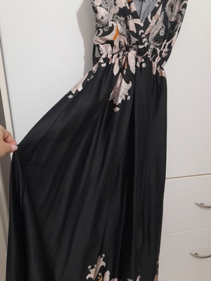Summer dress like new, black with gold and bronze details, one size