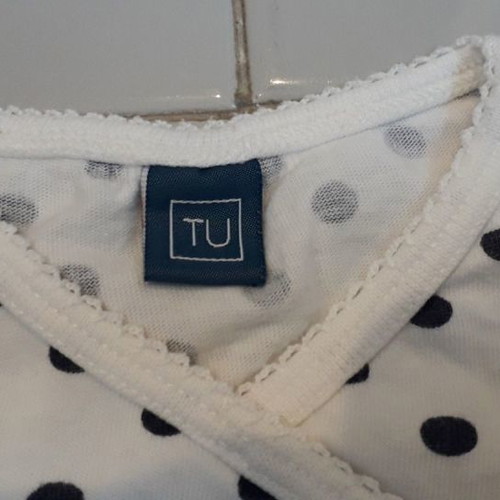 TU t-shirt used for 12-18 months