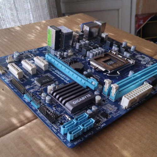 Gigabyte GA-H61M-D2-B3 motherboard used, Socket LGA1155
