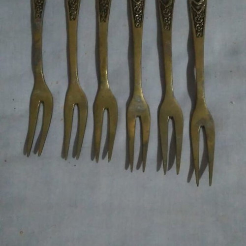 Decorative brass dessert forks set of 6, like new