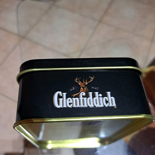 Glenfiddich 2 collectible miniatures 15 and 18 years in metal box new
