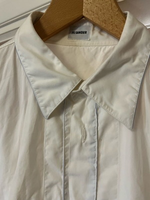 Πουκάμισο Jil Sander νούμερο 41 slim fit μεταχειρισμένο, άσπρο με γαλάζιες λεπτομέρειες