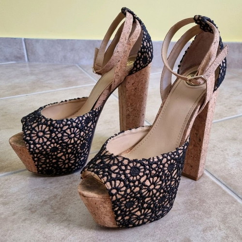 Exe sandal used no37 with cork and black lace