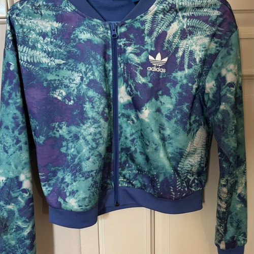 Adidas jacket small like new, blue multicolor