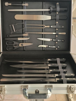 Sanelli Ambrogio Professional Knife Set new in aluminium case