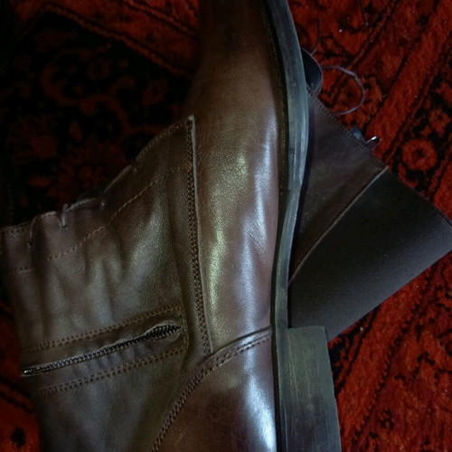 Leather boots from Italy like new, tall, dark brown