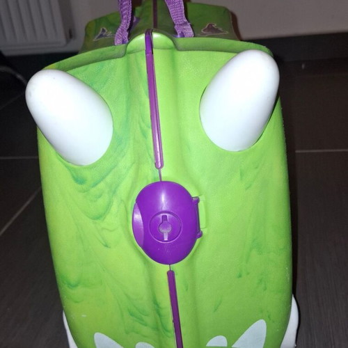 Trunki children's travel suitcase like new green