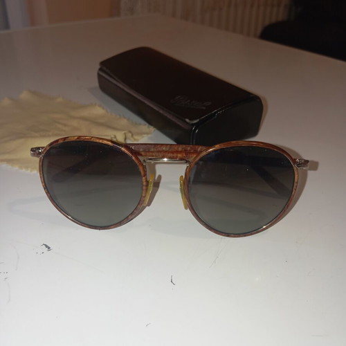 Persol unisex sunglasses like new, brown