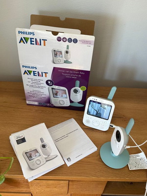 Philips Avent SCD892/26 Video Baby Monitor like new