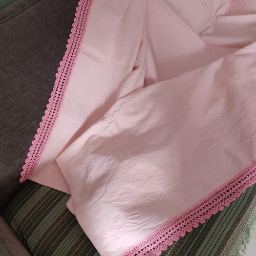 Vintage piqué blanket with lace, like new, 201x182 cm