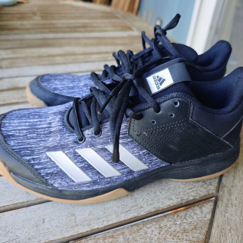 Adidas Ligra 6 sneakers size 40 like new, black and grey