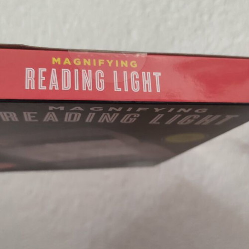Magnifying Reading Light new with high quality lens