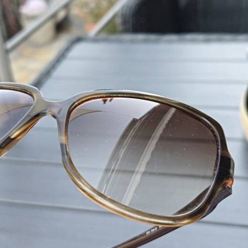 Giorgio Armani sunglasses like new, brown and purple