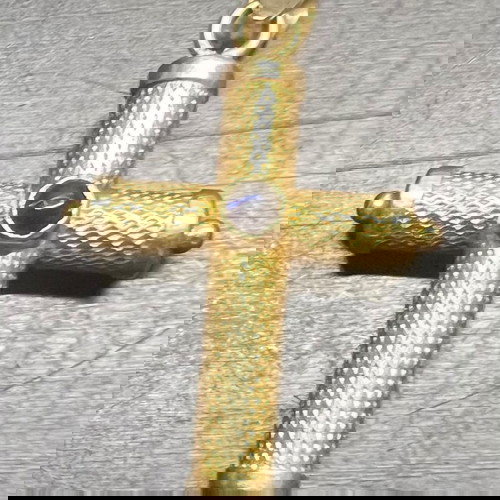 Χρυσός σταυρός (585 14κ 3,9gr)