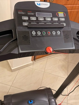 Treadmill new, unused fitness equipment
