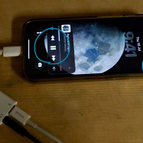 SGL Lightning to 3.5mm and Lightning adapter for iPhone, like new