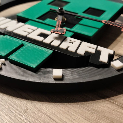 Minecraft wall clock Creeper 3D printed new, analog quartz