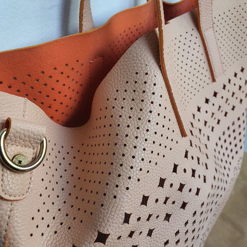 Double bag coral and beige like new, hand and shoulder