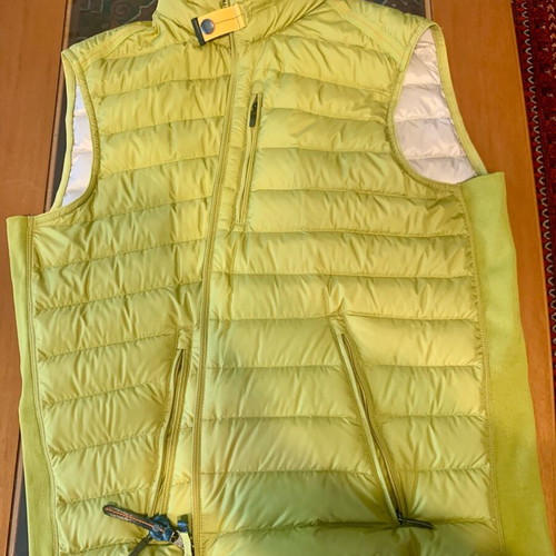 Parajumpers sleeveless jacket like new, size L, acid green-yellow