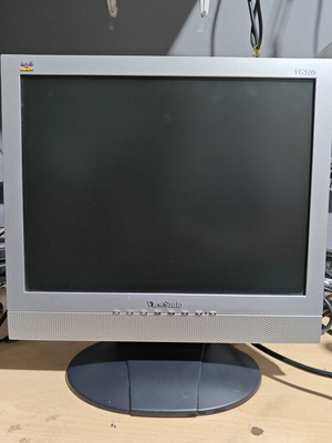 ViewSonic VG510s 15" LCD monitor like new, VGA and DVI