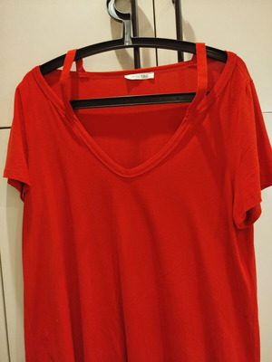 Celestino red T-shirt with cut-out details like new, XL
